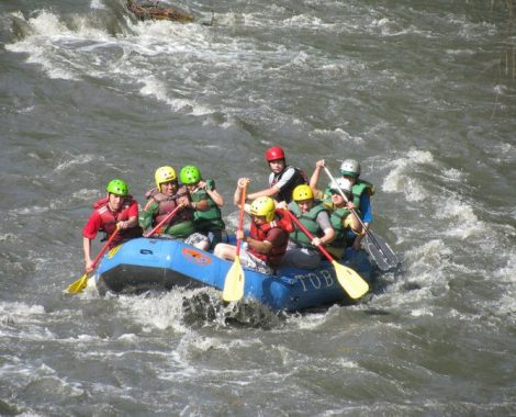 BANNER 11 RAFTING